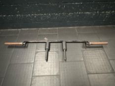 Black Metal Raze Squat Bar