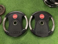 Pair Of Raze 25kg Rubber Weight Plates