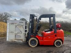 2016 Heli 2.5 Tonne Gas Forklift, Only 1345 Hours, Appliance Clamp, Side Shift
