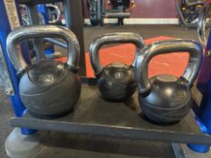 Life Fitness 2 x 12kg & 20kg Kettlebells