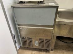 Foster Ice Maker