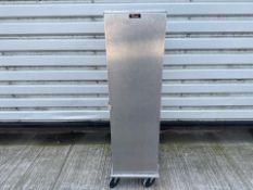 Lockwood CA60-RR25-C Enclosed Bun Pan Rack