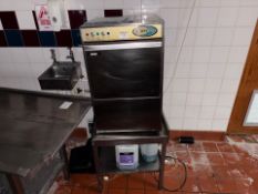 Classeq Dishwasher And Stand