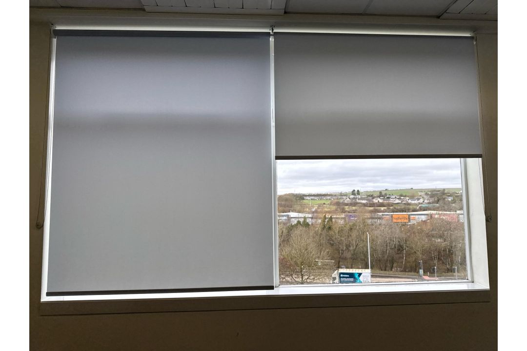 Contents of Classroom - Image 7 of 14