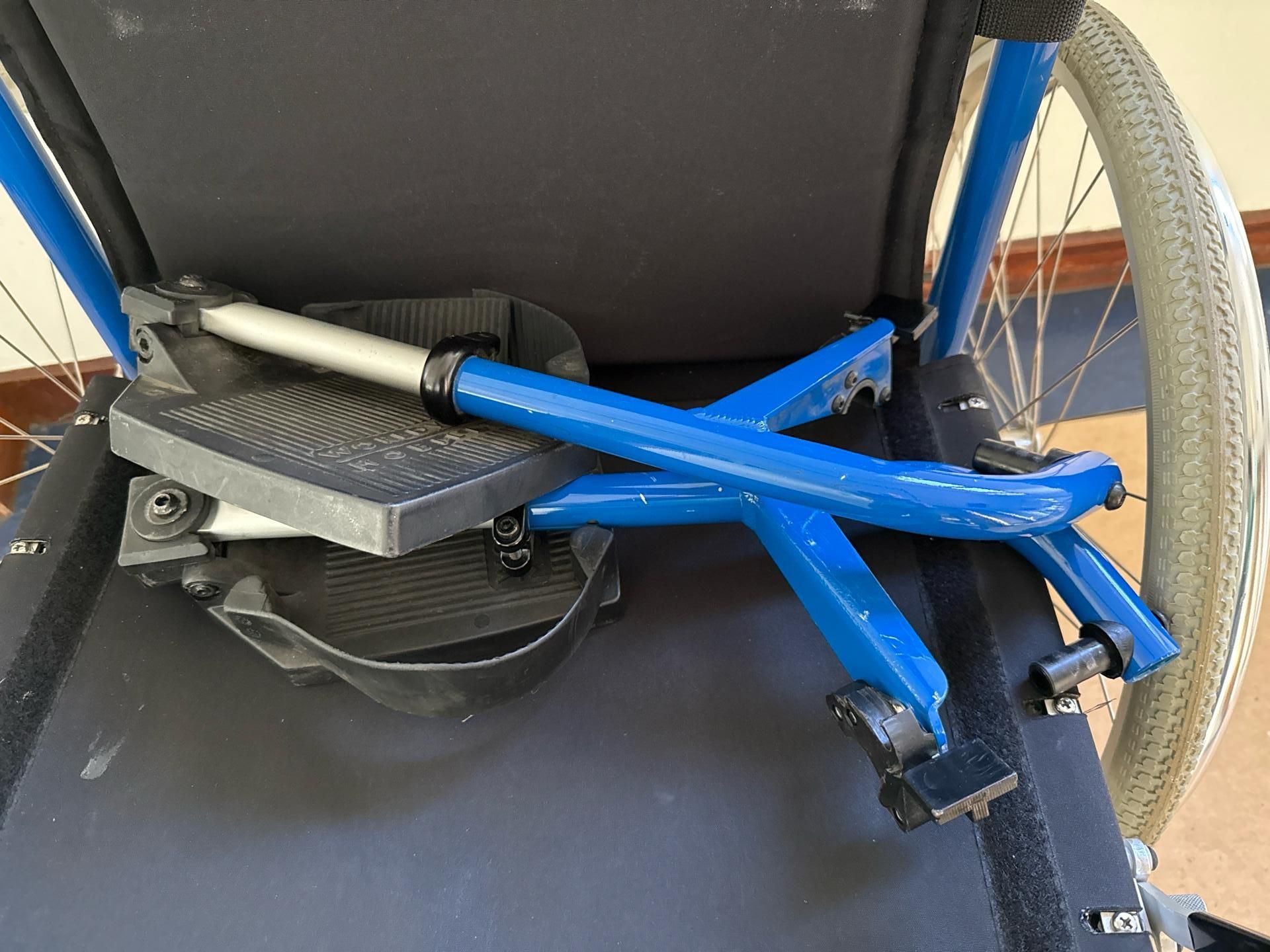 World Wide Mobility Wheelchair - Image 7 of 7