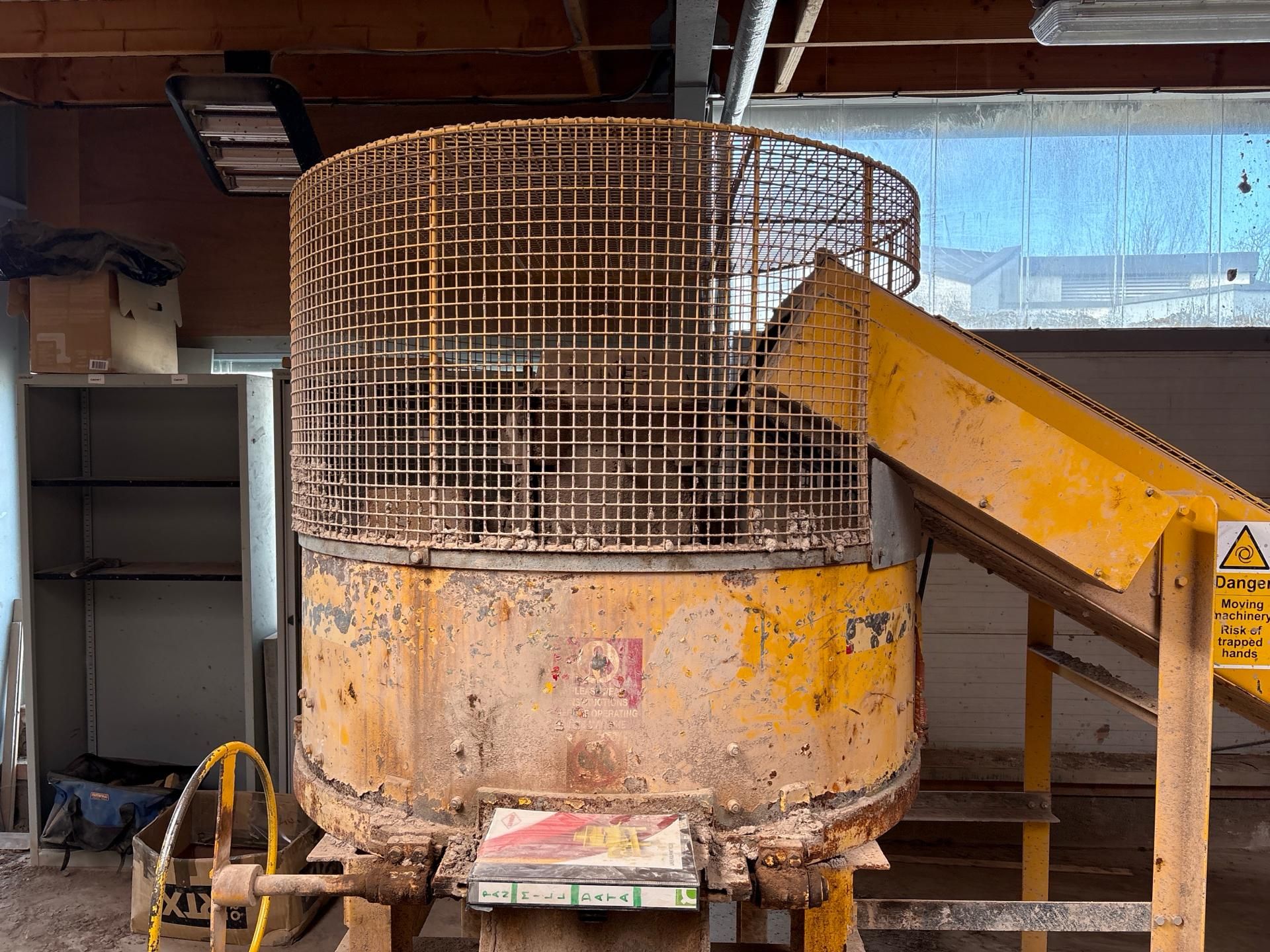 Liner Rolpanit FE220 Pan Mixer With Loadveyor - Image 2 of 19