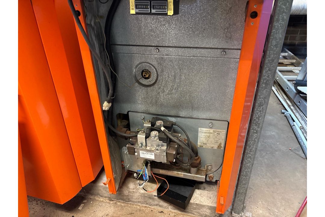 Regency 2 Boiler - Image 5 of 6