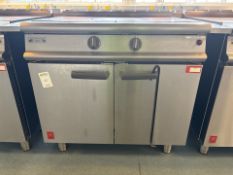 Falcon Oven With Hot Plate