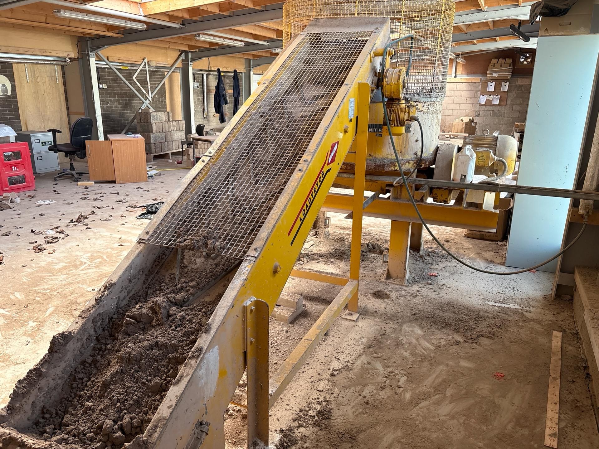 Liner Rolpanit FE220 Pan Mixer With Loadveyor - Image 10 of 19