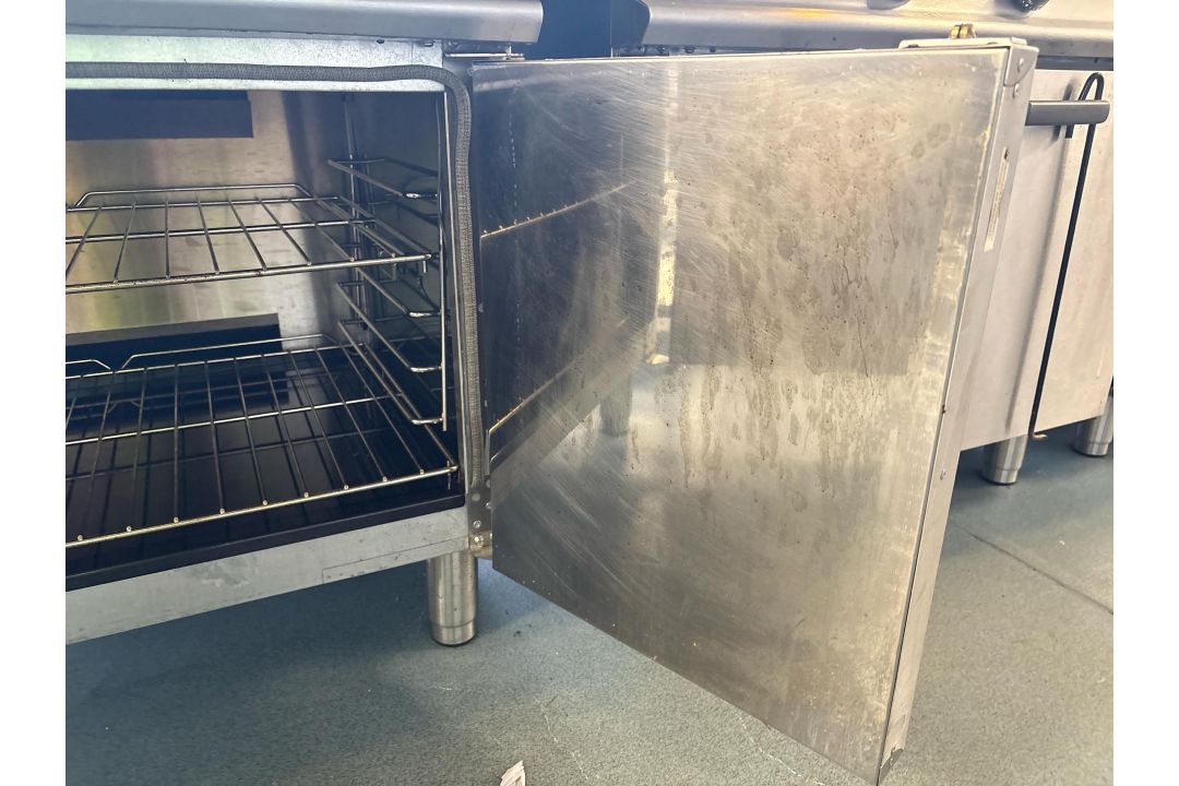 Falcon Oven With Hot Plate - Image 7 of 8