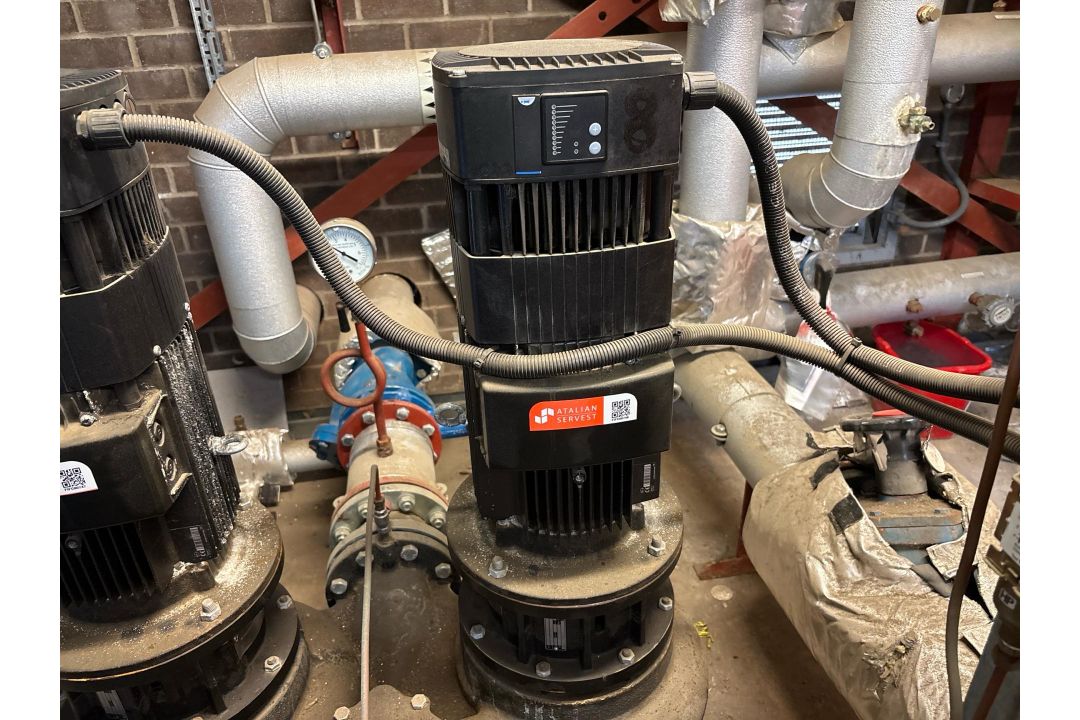 Grundfos TPE 100-170/4 Inline Pump, 5.5kW, DN100, 82.8 mÂ³/h, 16 bar, 3~ 380-415V, IP55 - Image 2 of 8