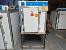 Bristol Incubators LTD Hatcher