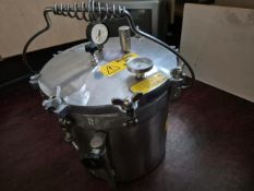Portable Pressure Steam Steriliser