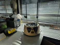 Endecotts Octagon 200 Test Sieve Shaker