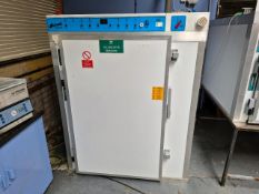 Bristol Incubator LTD Hatcher