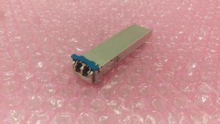 Extreme Networks 10Gb LR XFP 10km 1310NM Transceiver Module 4050-00025-01 10122 Ref