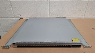 Brocade Extreme Networks SLX 9140-48V 48 Port 25G SFP28 6x 100G Network Switch