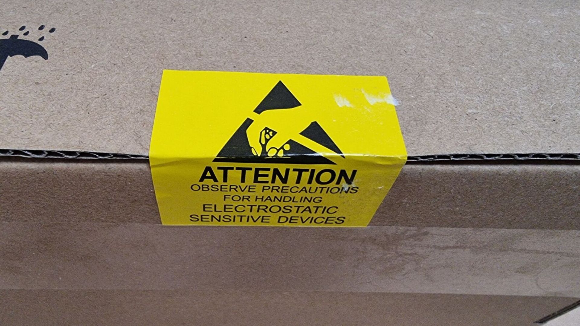 Extreme Networks 0.5M 100Gb QSFP28 DAC Cable 10410 F/S - Image 2 of 2