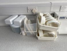 Assortment Of Approximately 17 x Plastic Containers, No Reserve