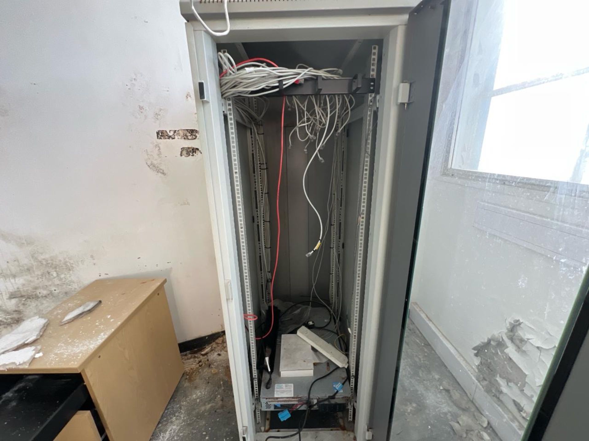 3 x Server Racks - Image 6 of 7