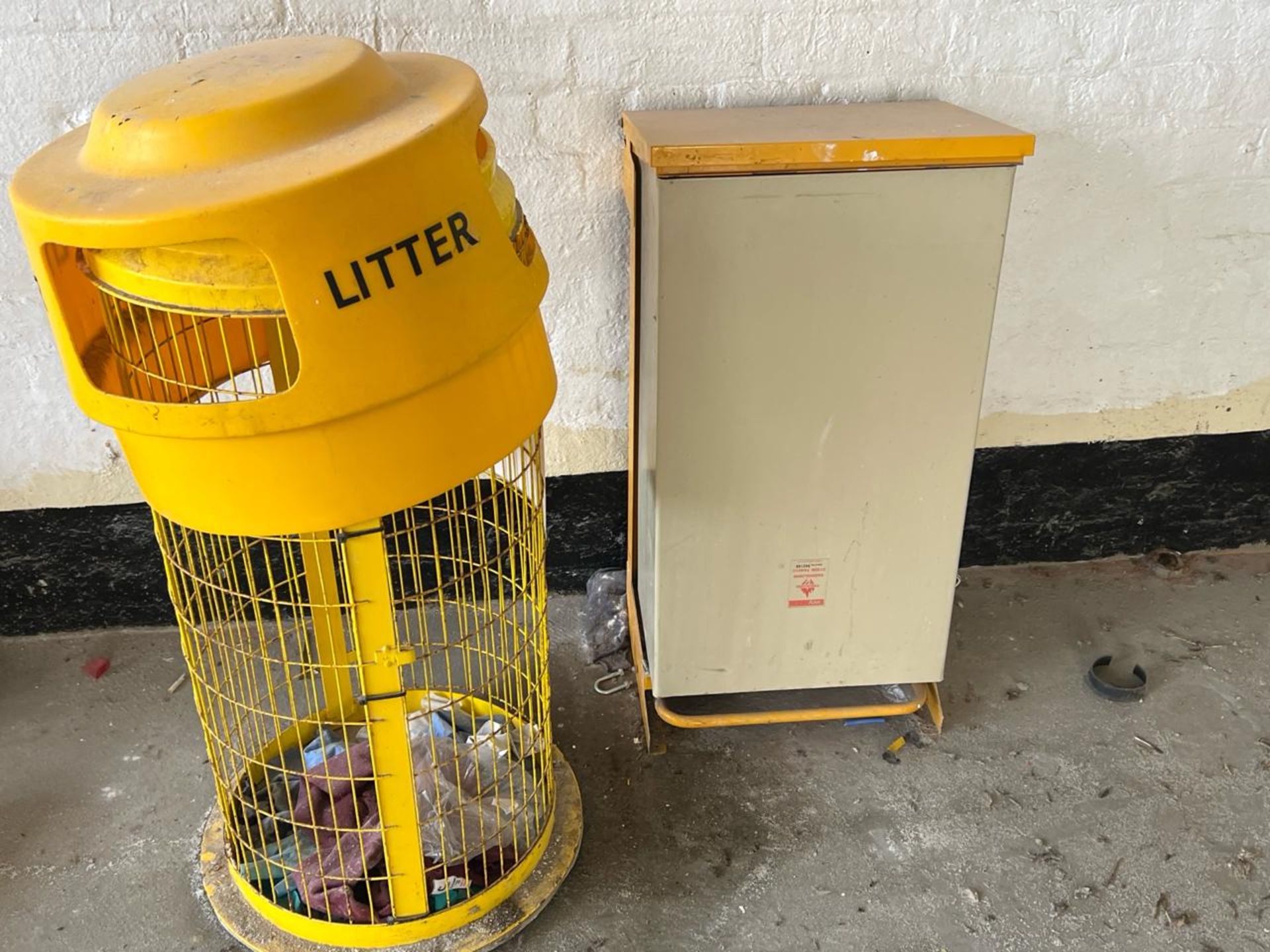 Waste Station - Image 2 of 3
