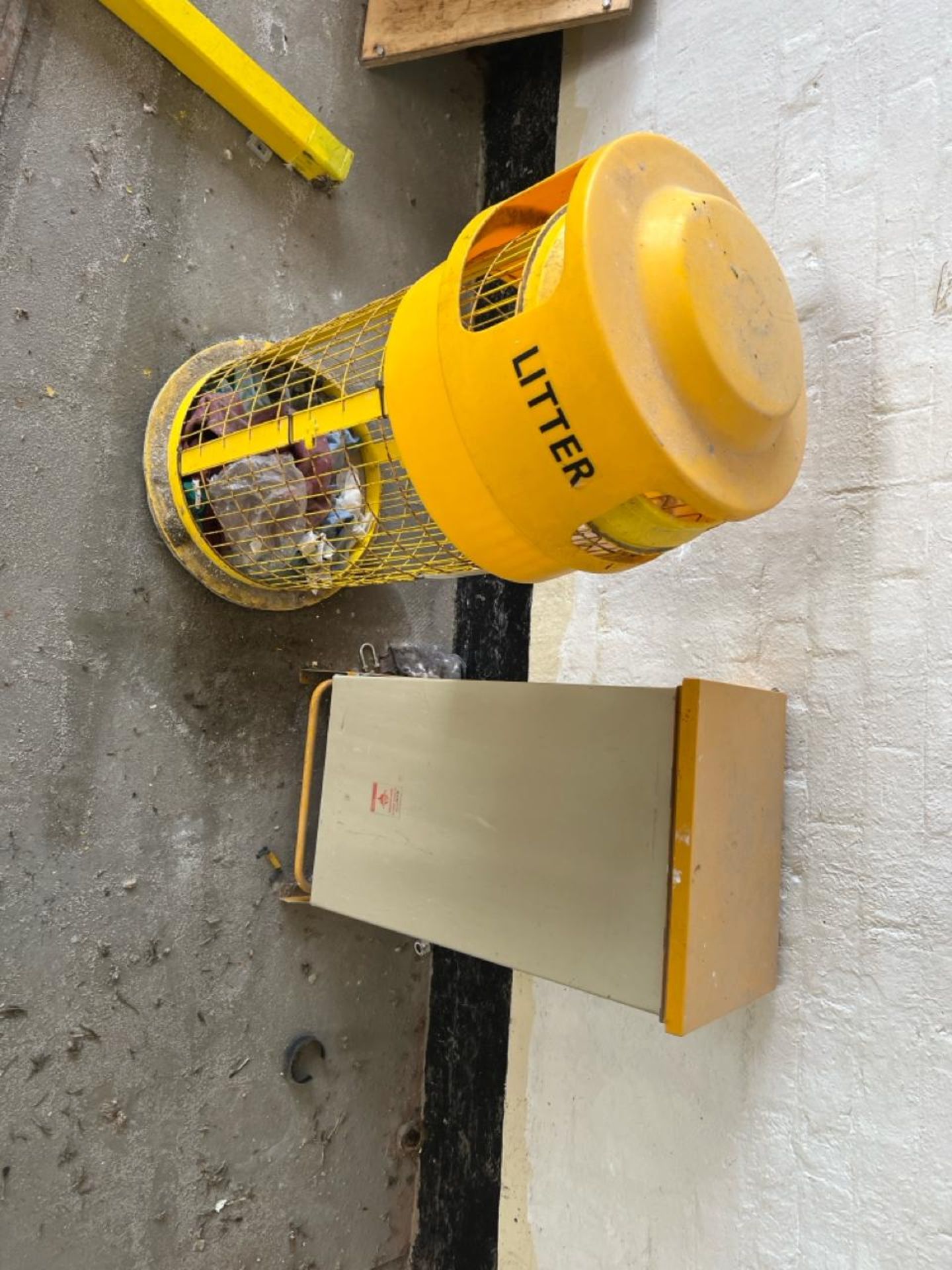 Waste Station - Image 3 of 3