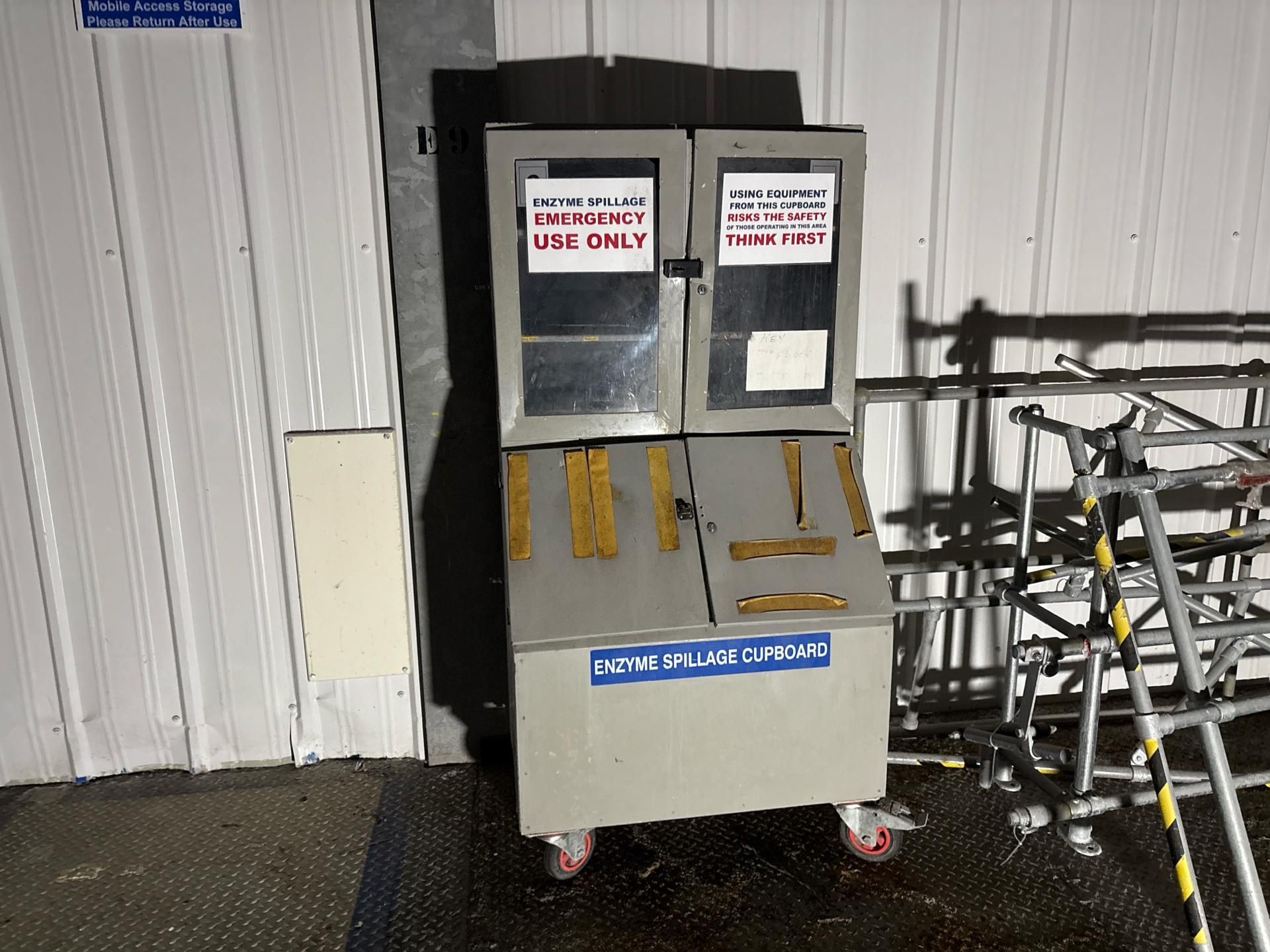 Enzyme Spillage Cupboard - Image 2 of 4