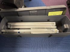 Draper Fast Fold Screen, No Reserve