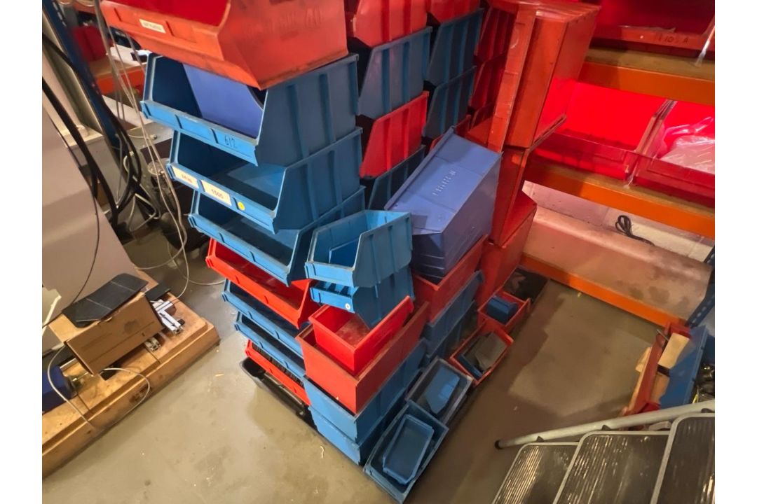 Pallet Of 70 Assorted Plastic Storage Bins - Image 5 of 9