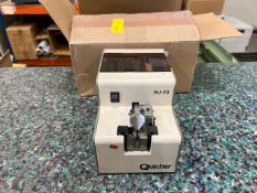 Quicher NJ-23 Automatic Screw Feeder