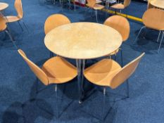 Circular Restaurant Table With Four Chairs, No Reserve