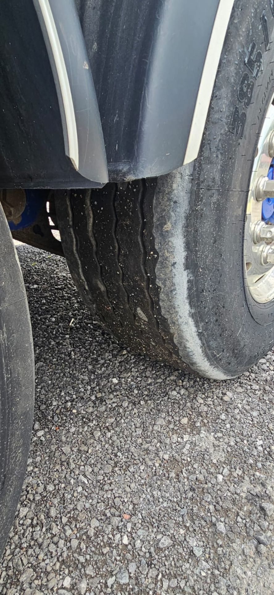 67 Cubic Yard Tri Axle Tipping Trailer - Image 18 of 37
