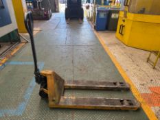 Challenger 2000kg Pump Truck - No Reserve