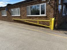 Metal Road Barrier - No Reserve