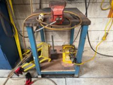 Metal Work Table With Vice - No Reserve