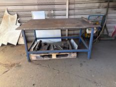 Metal Work Bench With Vice - No Reserve