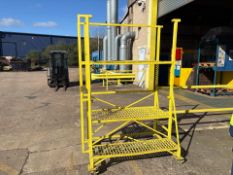 Mobile Metal Steps - No Reserve