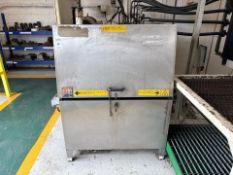 L102 Hotwash - No Reserve