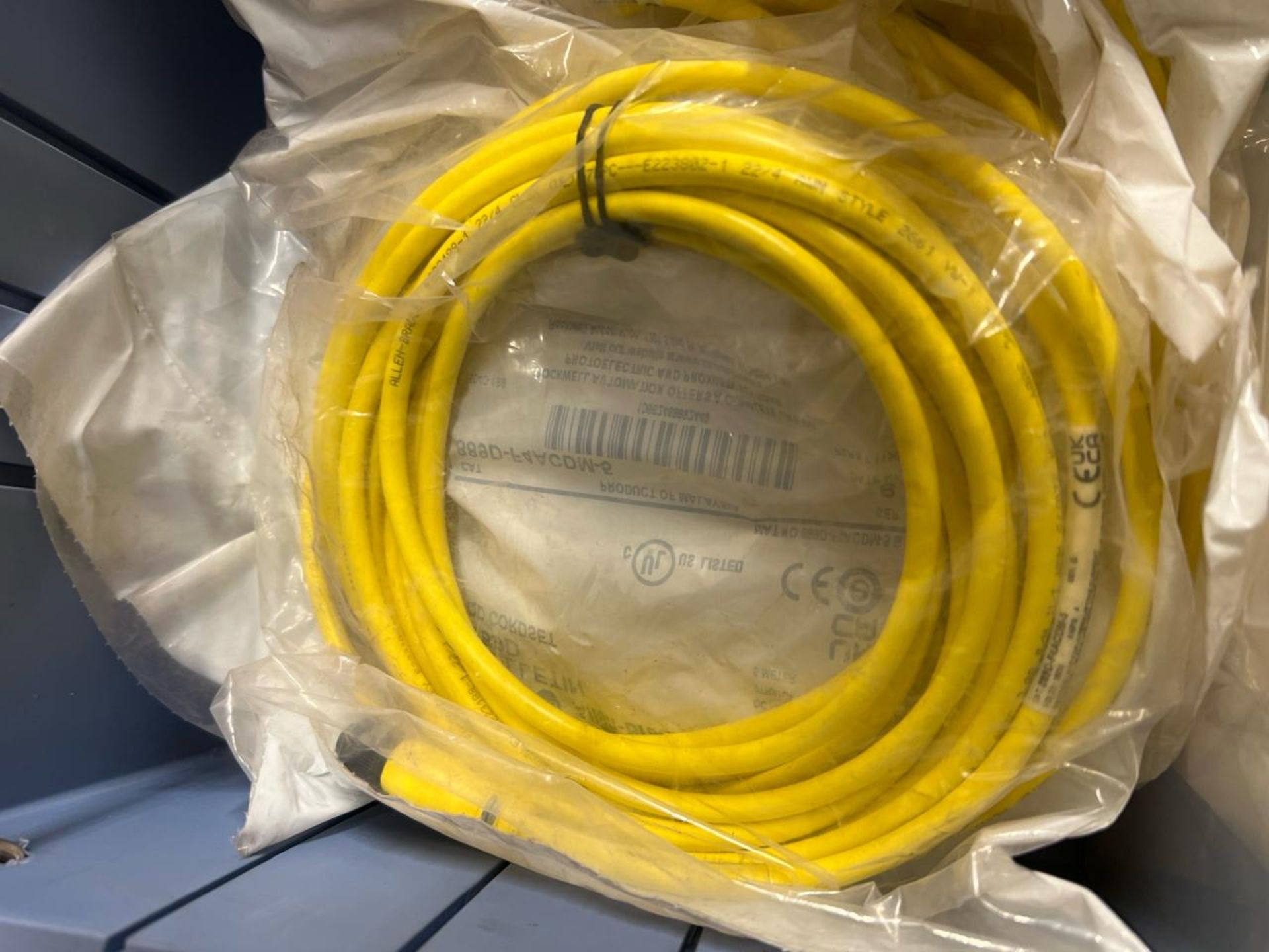 Tray Of 10 Allen Bradley 4 Pin Cable - Image 2 of 4