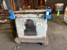 Bauer SAP 800-1 Metal Pallet Container