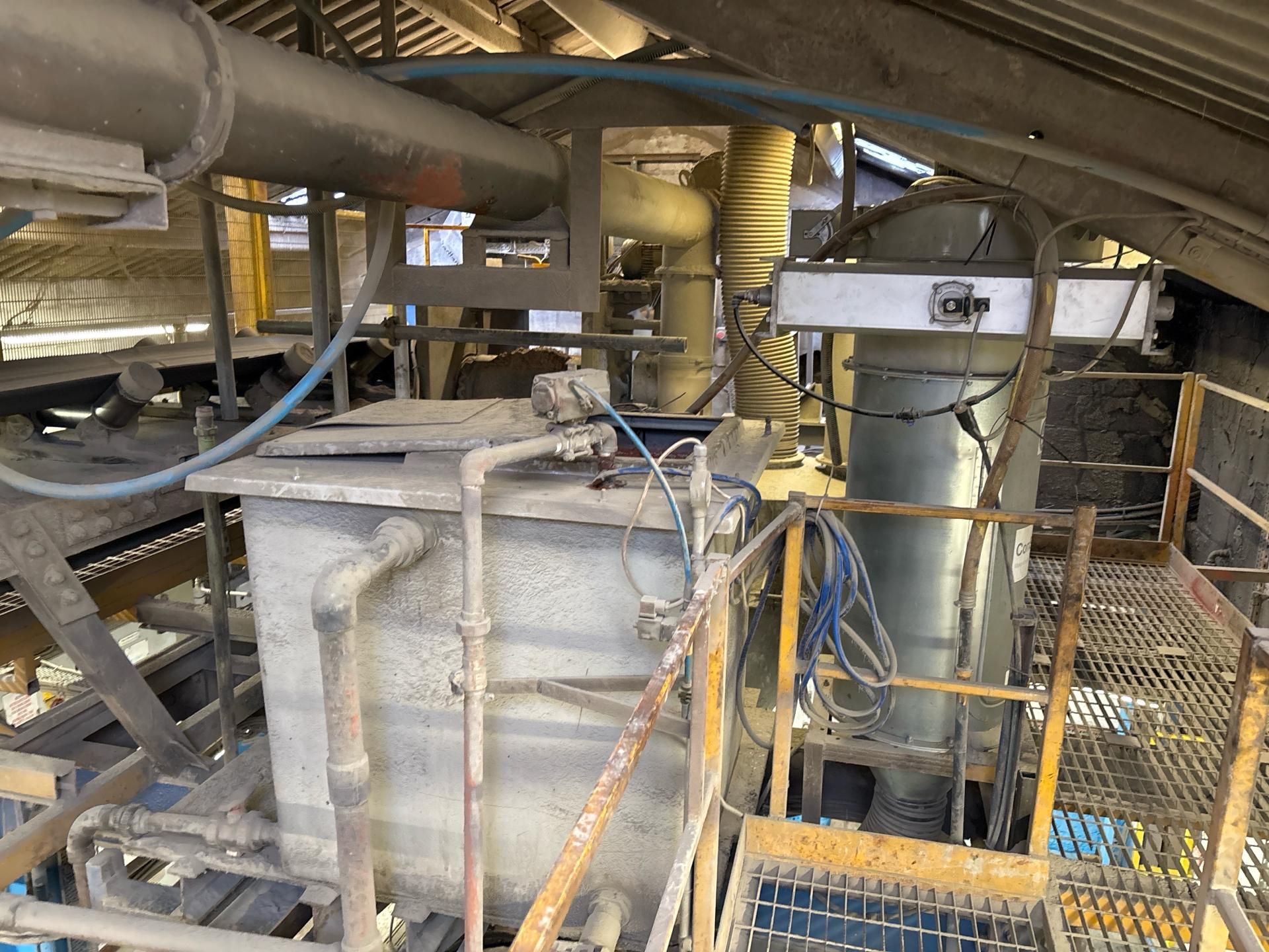 Weighfeeder and Mixer - Image 11 of 16
