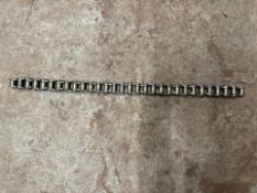 Sedis 1.5” Simplex Roller Chain