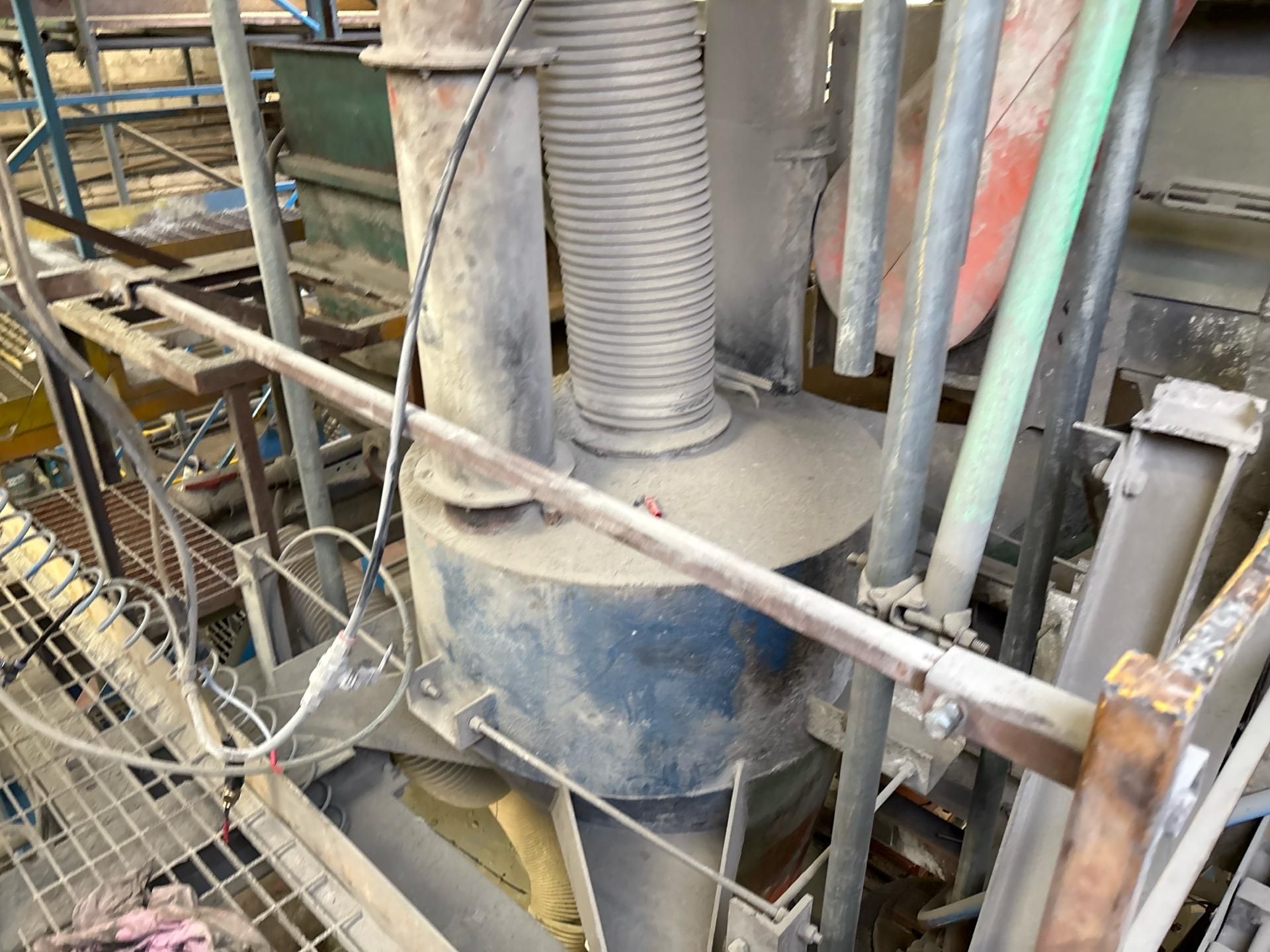 Weighfeeder and Mixer - Image 11 of 21