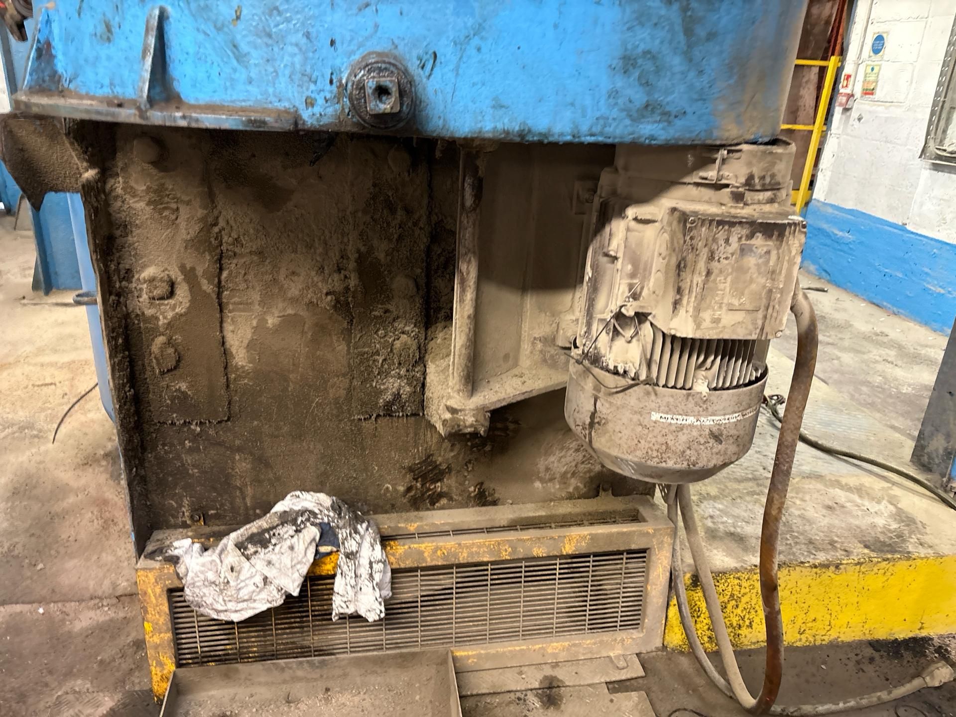 Weighfeeder and Mixer - Image 4 of 16