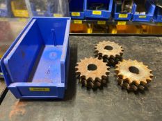Bin Of 3 x 16 Teeth Duplex Taper Bush Sprockets