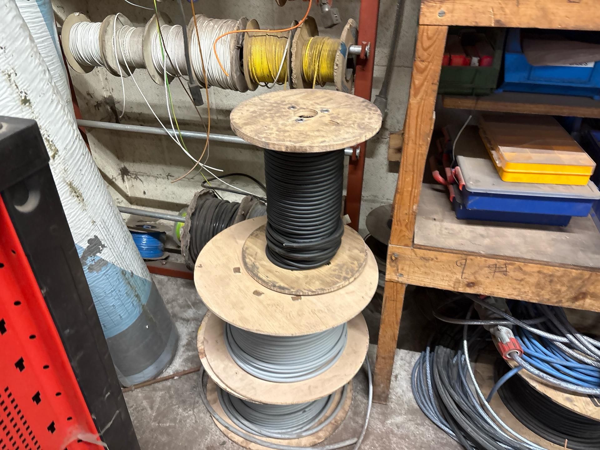 Assorted reels of cable - Image 2 of 5