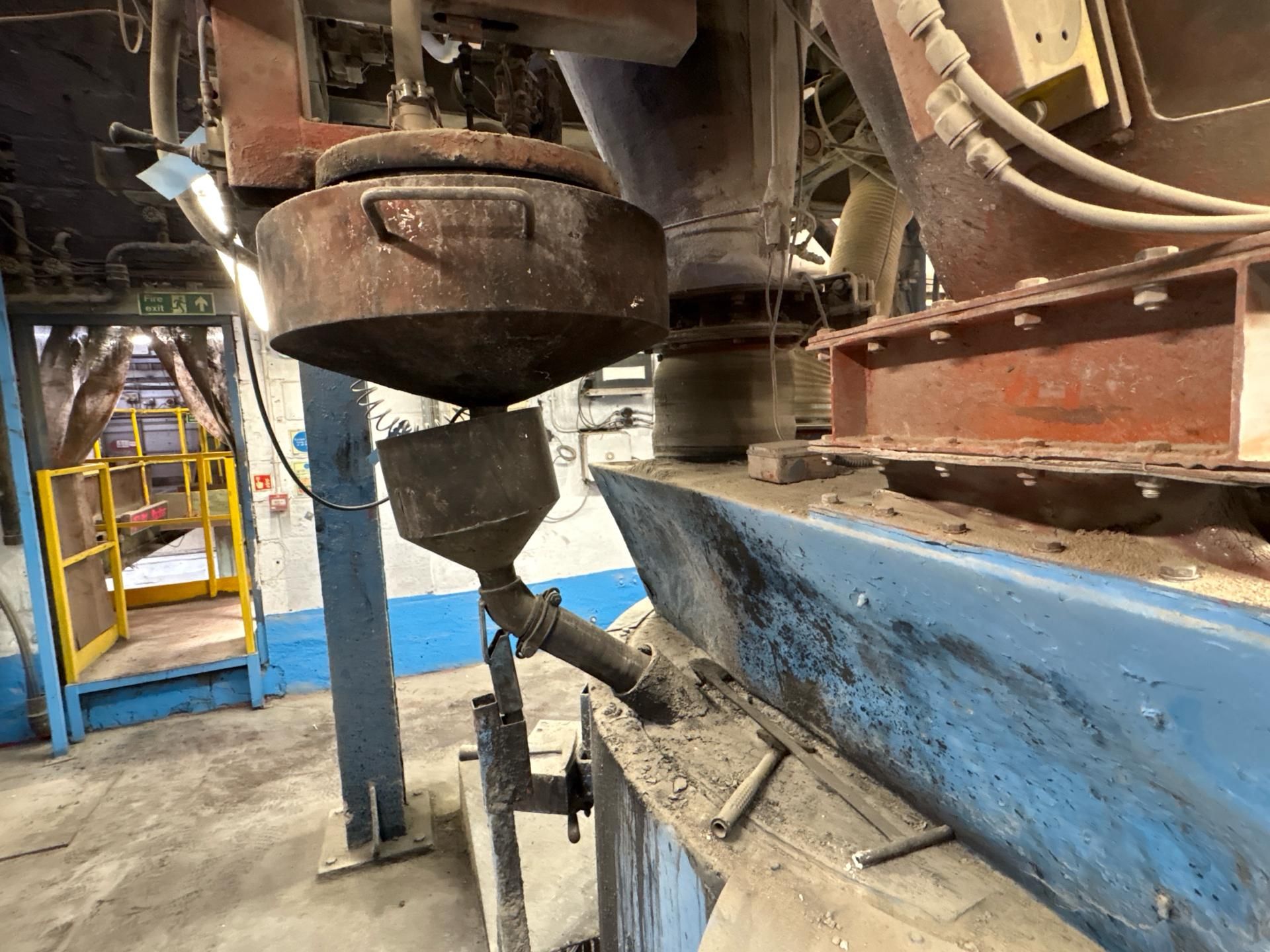 Weighfeeder and Mixer - Image 10 of 16