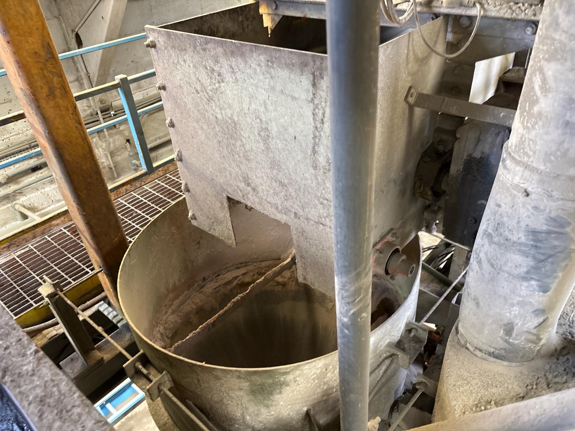 Weighfeeder and Mixer - Image 16 of 21