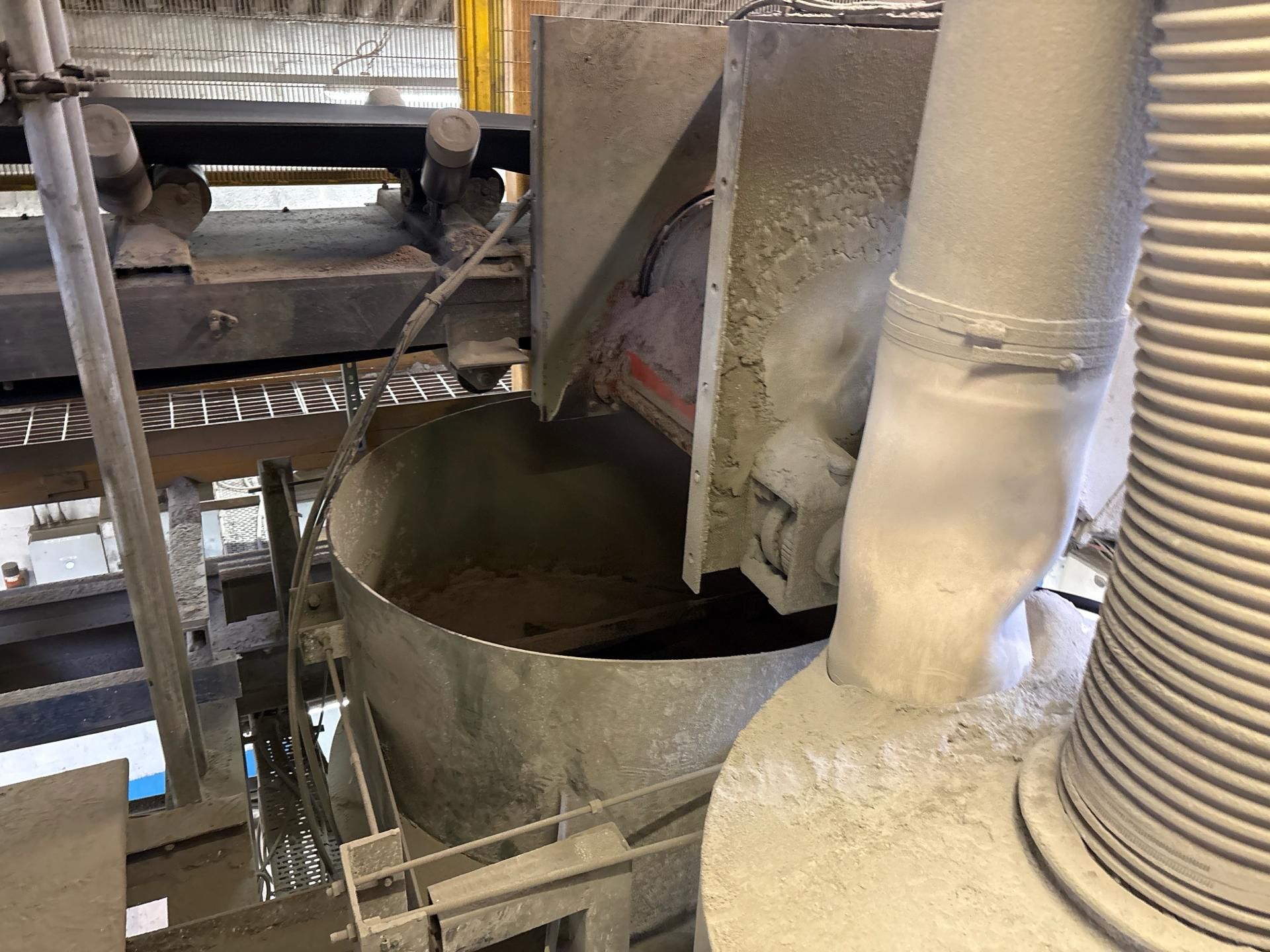 Weighfeeder and Mixer - Image 16 of 16