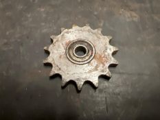 Bin of 1 x 15 Tooth Sprocket